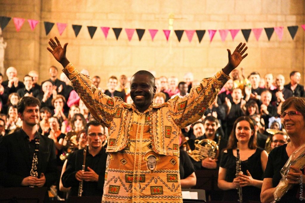 RDC Ambroise KuaNzambi Toko recoit un diplôme d’honneur en France