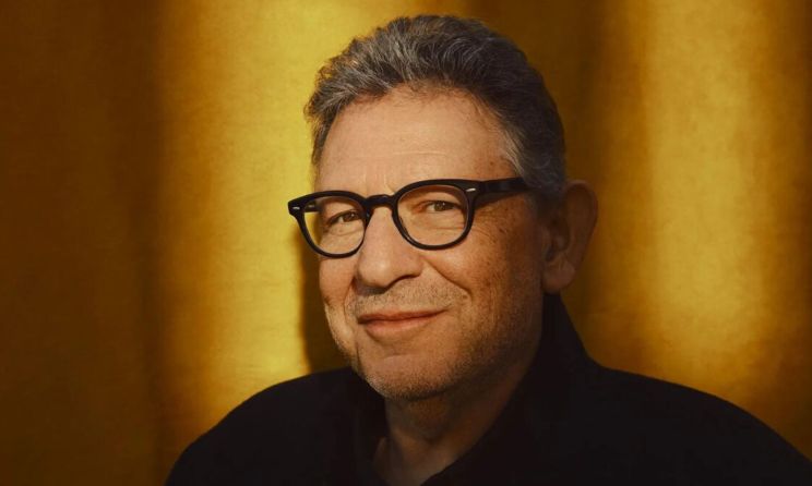 UMG reports $3.3b revenue in Q1 2025 as subscription streaming grows ...
