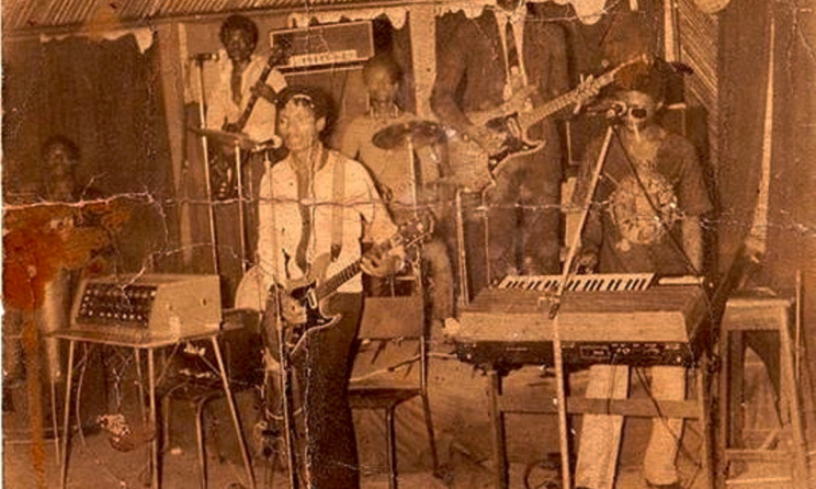 Wrinkars Experience on stage, 1972. Image courtesy of Uchenna Ikonne