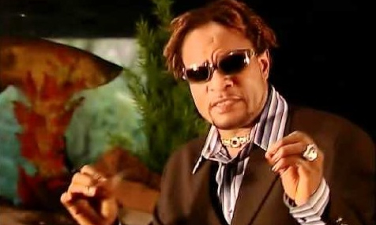 Djouna Mumbafu, source: www.youtube.com