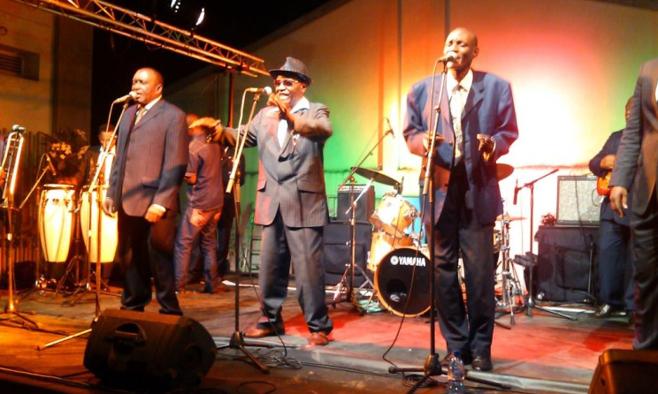 Jeannot Bombenga et son groupe Vox Africa étaient présent au Festival Rumba Parade