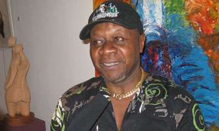 Papa Wemba, chanteur congolais fait également de la peinture. (ph) Jeuneafrique.com
