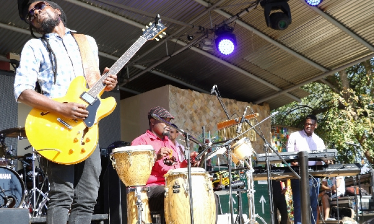 Tlale Makhene's band featuring Malawian guitarist Erik Paliani. Photo: David Durbach