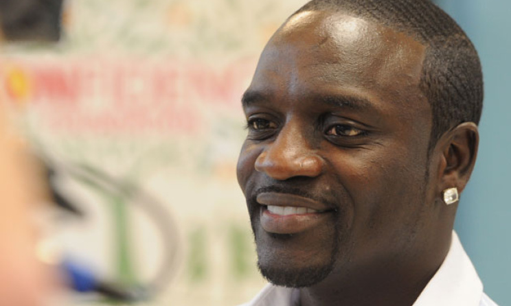 Akon, l'un des initiateurs du projet Akon Lighting Africa (ph) Nofi