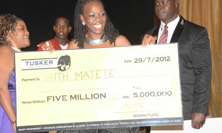 Ruth Matete (centre)Winner of Tusker Project Fame in 2012. Photo:www.africanmuzikmag.com