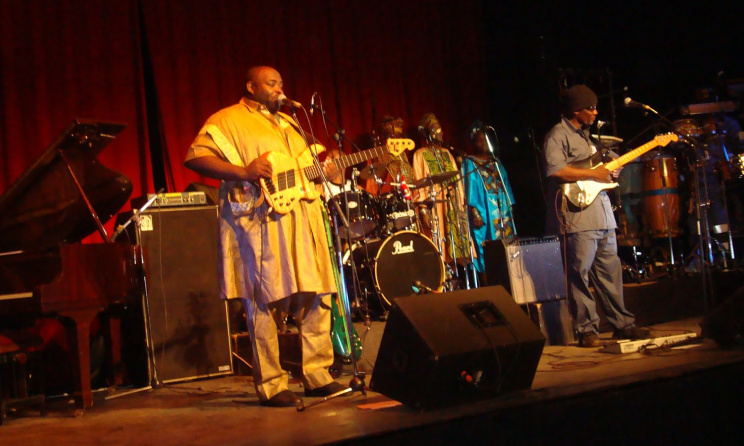 Le groupe Macase lors d'un concert à l'Institut Français du Cameroun. (ph) Blog - Parfait Tabapsi 
