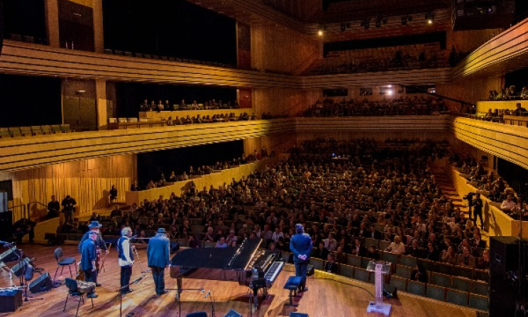 The opening concert of WOMEX 15. Photo: Yannis Psathas