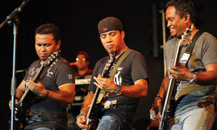 Le groupe  Ambondrona. Photo par Midi-madagasikara.mg