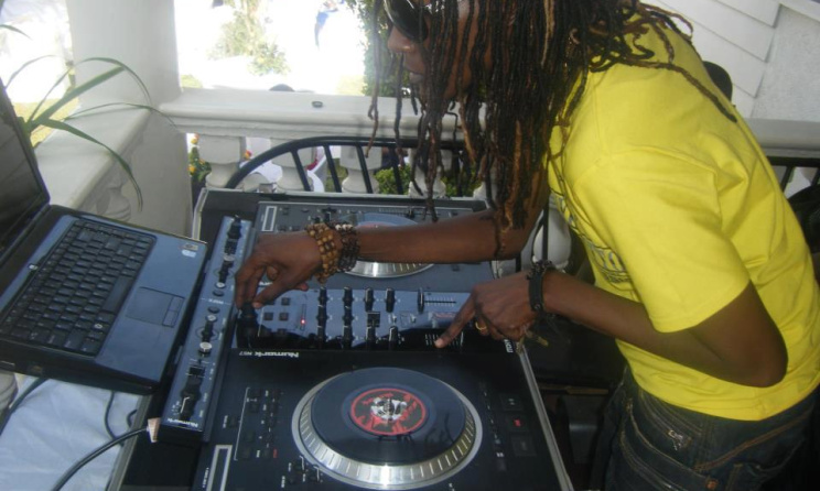DJ Rachael. Photo: DJ Rachael Facebook page