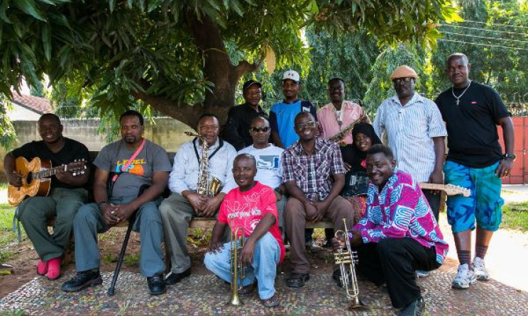 The new band formed by John Kitime. Photo:www.tanzaniaheritageproject.org