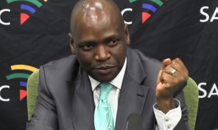 SABC COO Hlaudi Motsoeneng has announced drastic changes to local airplay quotas. Photo: teeveetee.blogspot.co.za