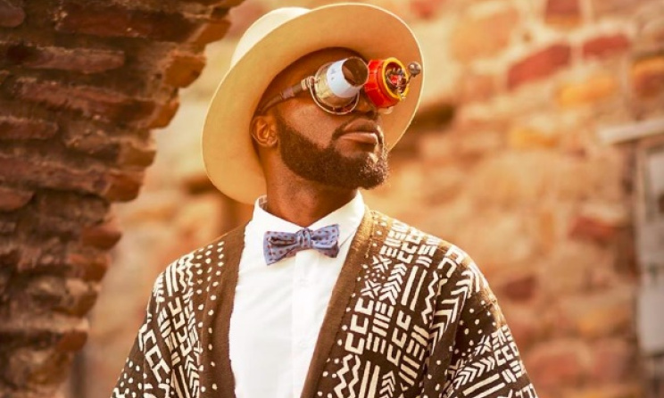M.anifest