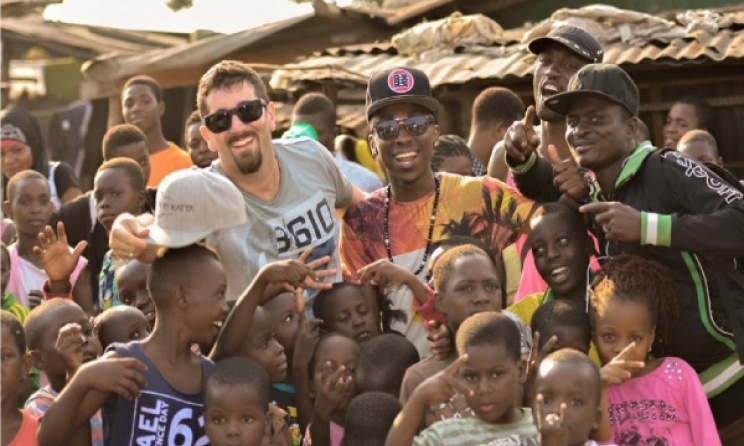 (Photo) : capture d'écran clip « Konuvidé » pour le sourire des enfants togolais