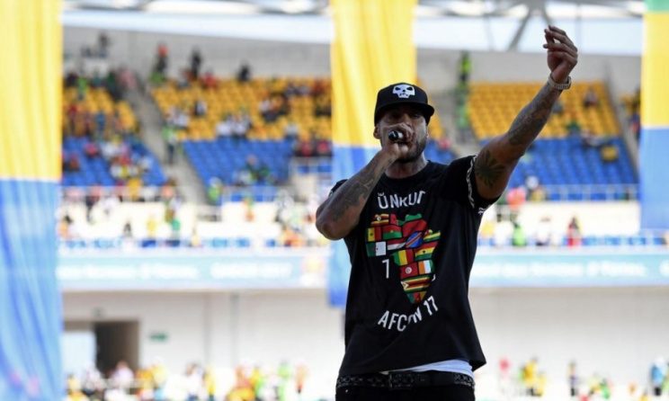 Booba pendant son concert au stade de l'amitié sino-gabonaise (Libreville). Photo: AFP