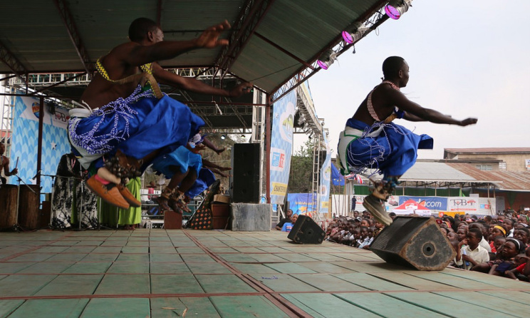 Danseurs au Festival Amani (2015). Photo: site web du festival.