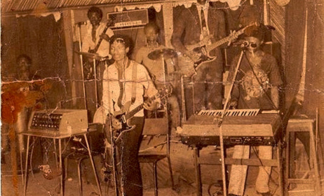 Wrinkars Experience on stage, 1972. Image courtesy of Uchenna Ikonne