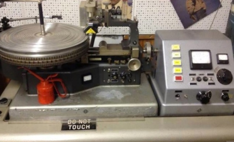 Part of the Zimbabwean pressing plant. Photo: www.thevinylfactory.com