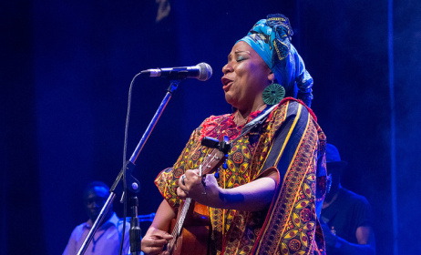 Mim Suleiman at Sauti za Busara 2015. Photo by Peter Bennett.