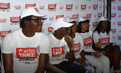 Les cinq candidats du Gabon d'Airtel Trace Music Star. Photo: Facebook Airtel Gabon.