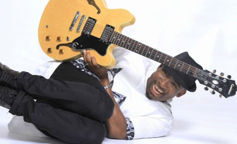 Nigerian guitarist Kunle Ayo has just released a new solo album, 'Atunse: The Revolution'.