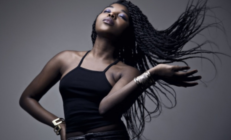 (Photo) : la chanteuse Okome Allogo Marie-Claude aka MK