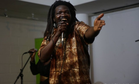Mustaf au Goethe-Institut de Dakar, le vendredi 24 février 2017. (Photo) : Stephanie Nikolaidis