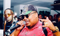 Le chanteur franco-congolais Naza lors d'un concert (Photo) : Facebook/Naza