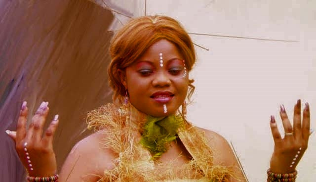 nicole amogho
